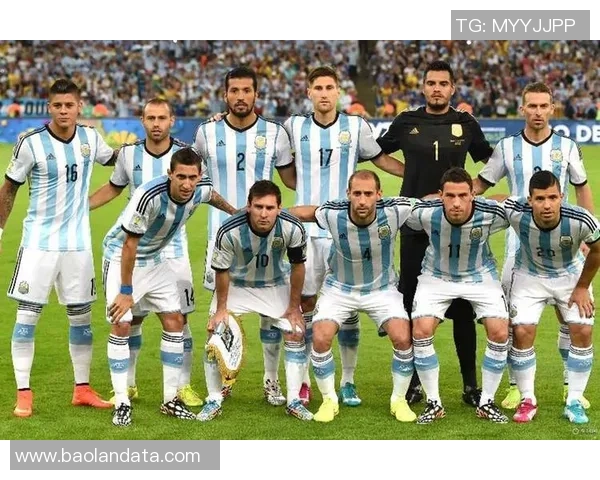 瓦尔迪双响，蓝衣军团闪耀！克雷莫纳力克博洛尼亚，意甲赛场燃情时刻